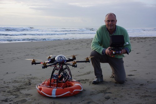 Vízimentő drón felügyeli az olasz strandokat